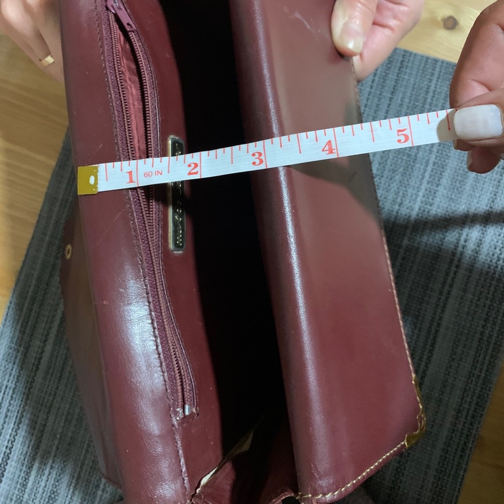 Vintage cartier must de cartier bag.